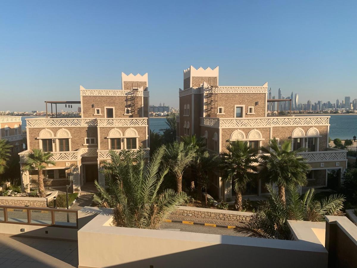 2 Bedroom In Palm Jumeirah Crescent Balqis Direct Beach Access Apartment Dubai