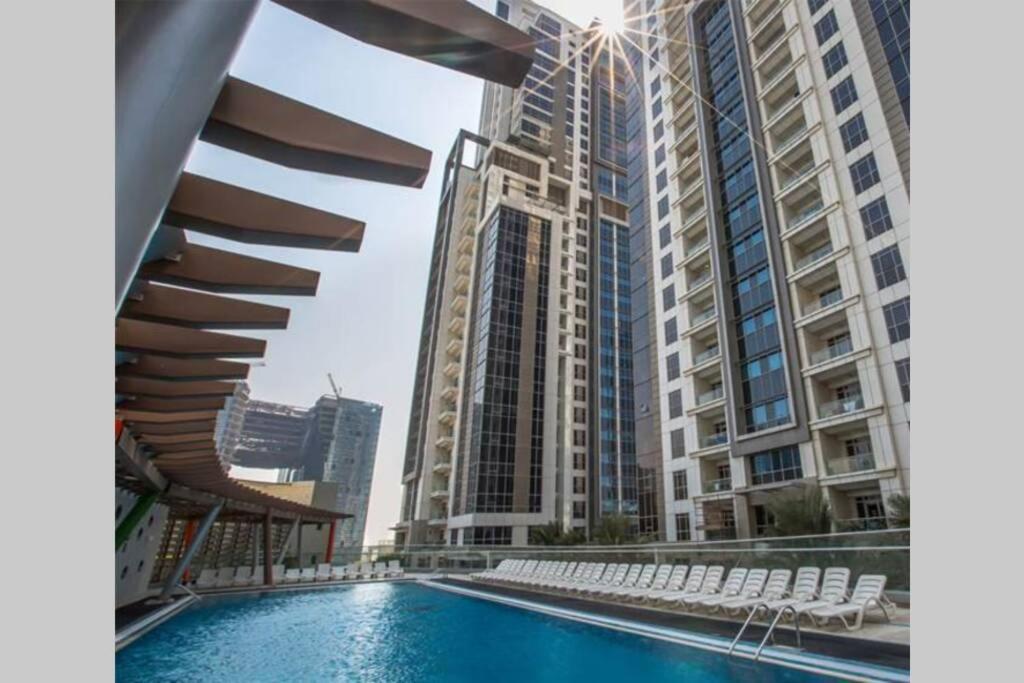 Apartment Higuests - Roomy With Infinity Pool Close To Burj Khalifa *