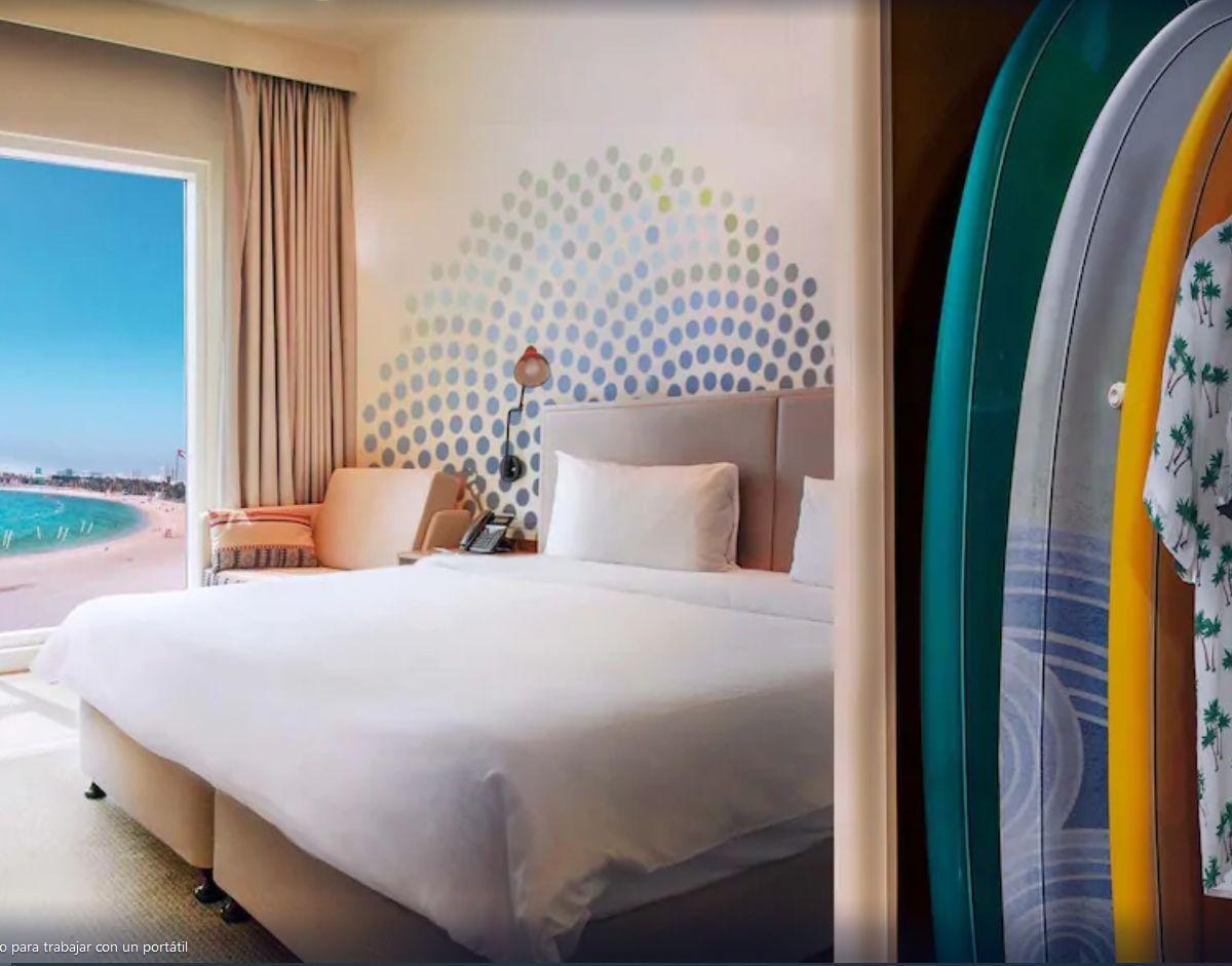 Rove La Beach, Jumeirah Otel 3*