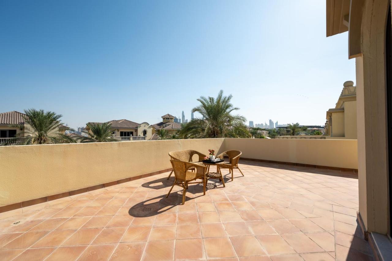 The S Holiday Homes - Luxurious 5 Bedrooms At Palm Jumeirah With Private Swimming Pool And Private Beach Access Villa *