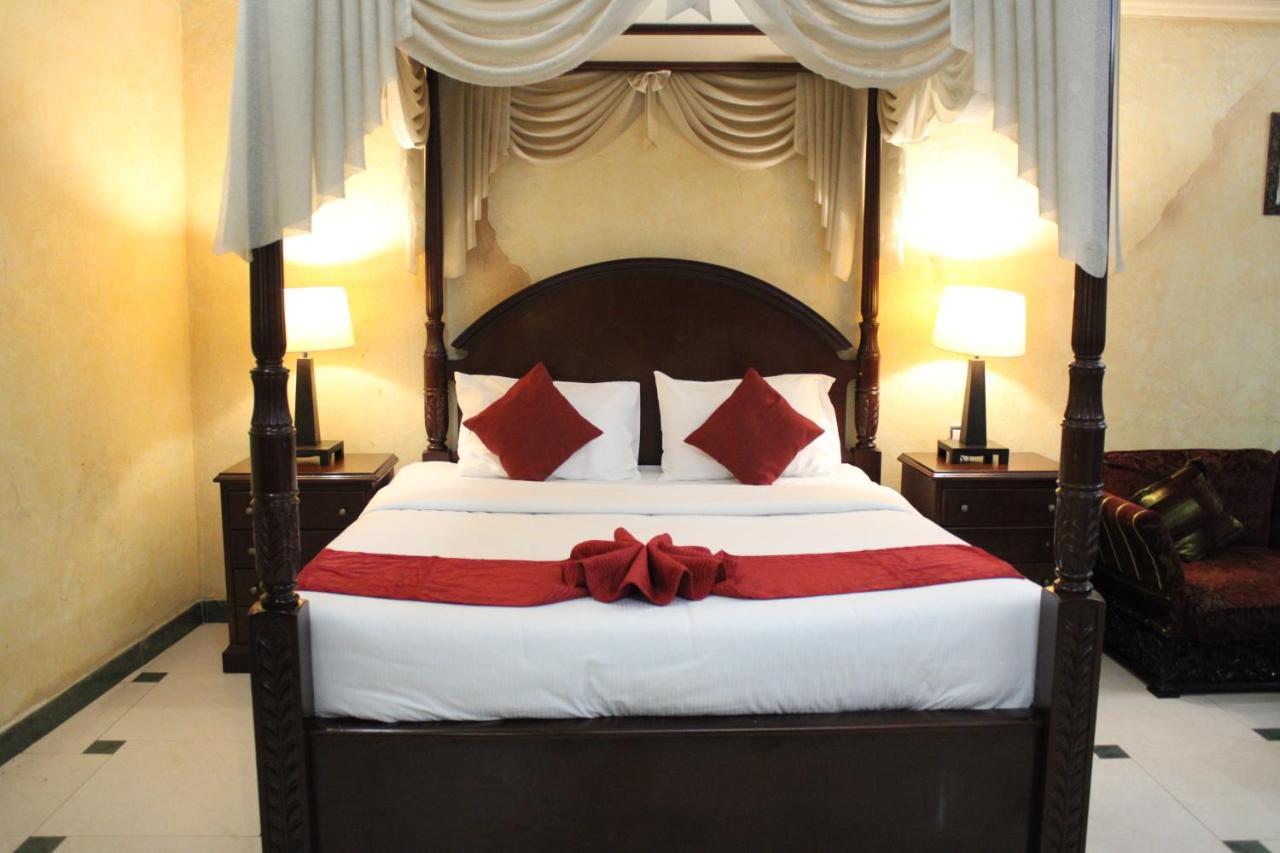 Oriental Corner Llc Aparthotel