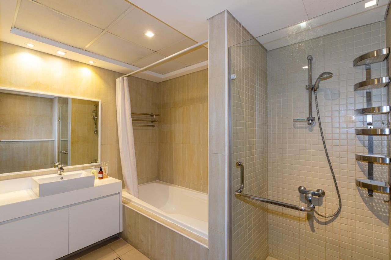 Daire Fam Living - Al Bateen Residences - Sea View