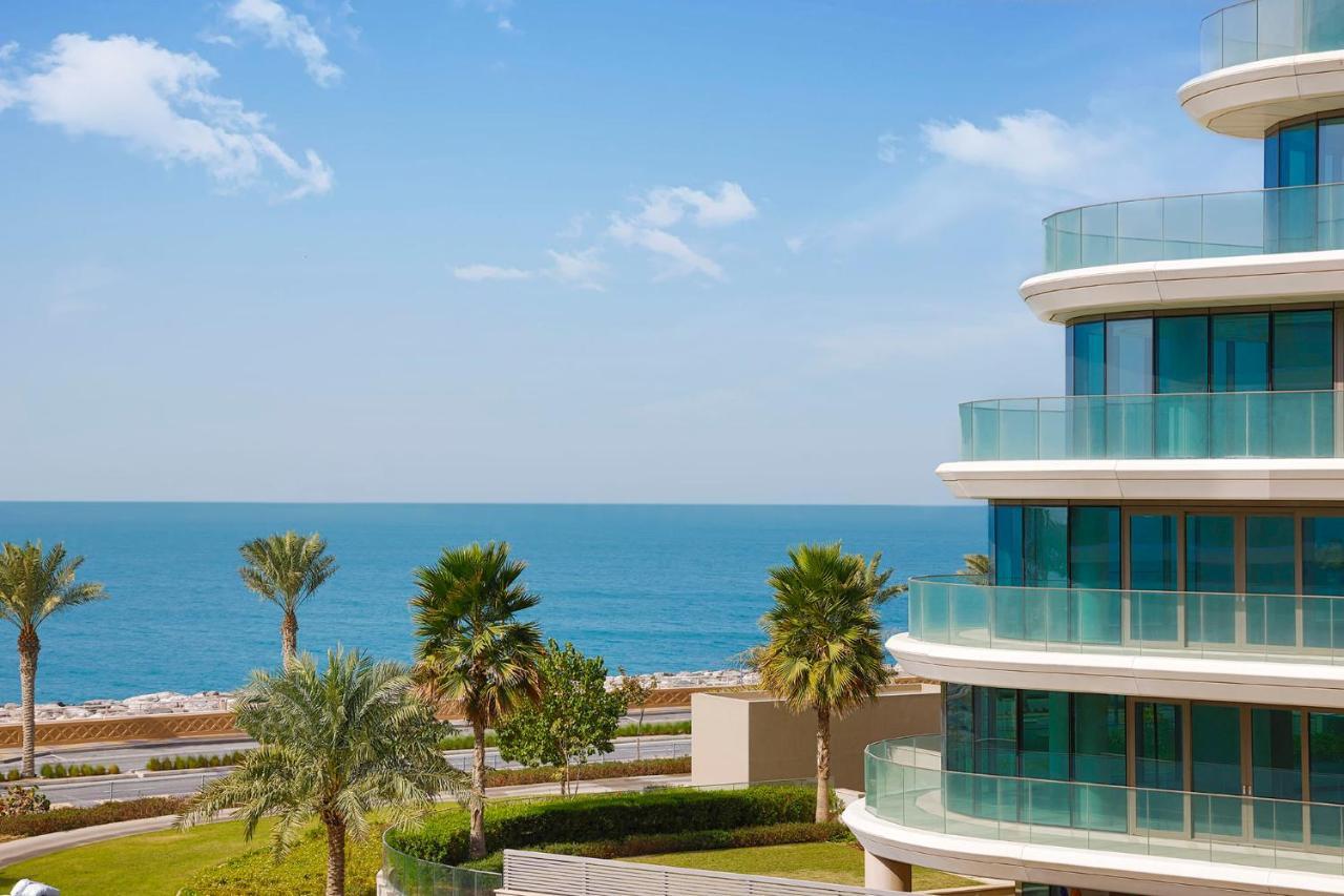 W - The Palm 5*