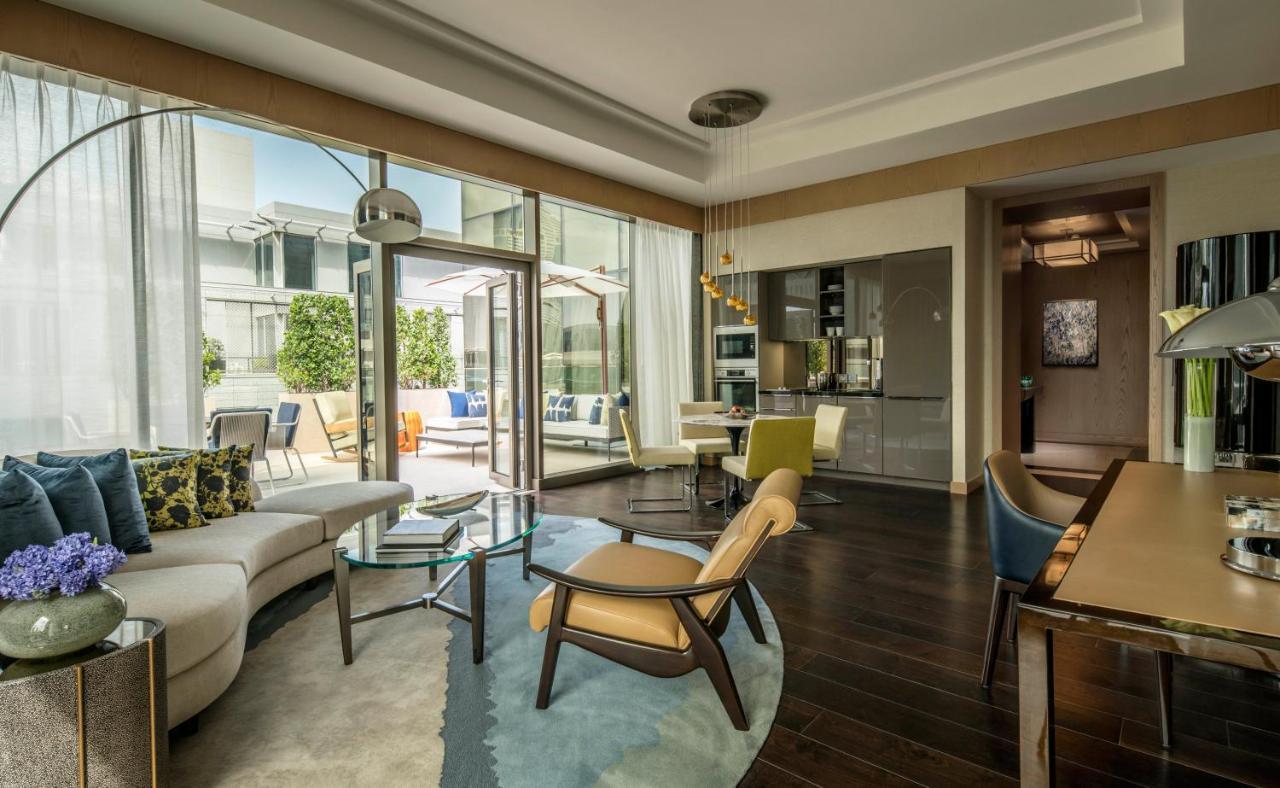 Four Seasons International Financial Centre 5*