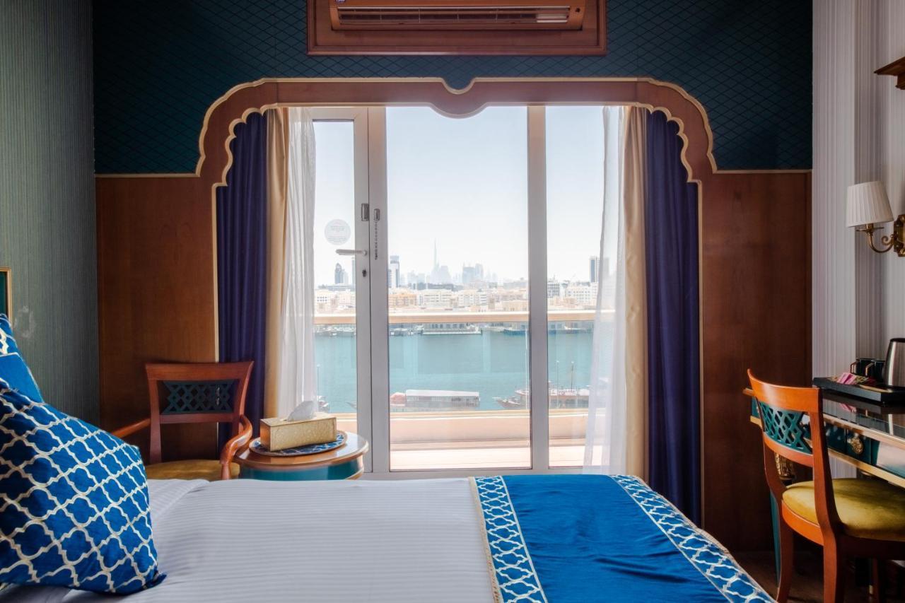 Riviera Hotel 4*