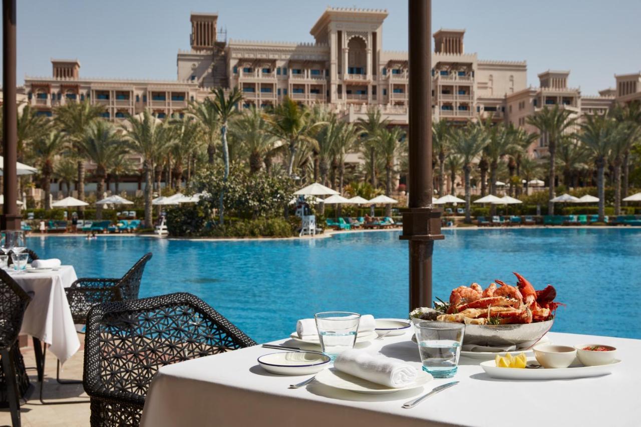 Jumeirah Al Qasr Resort Dubai