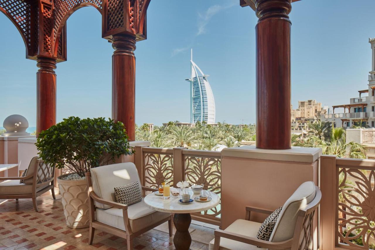 Jumeirah Al Qasr Resort Dubai