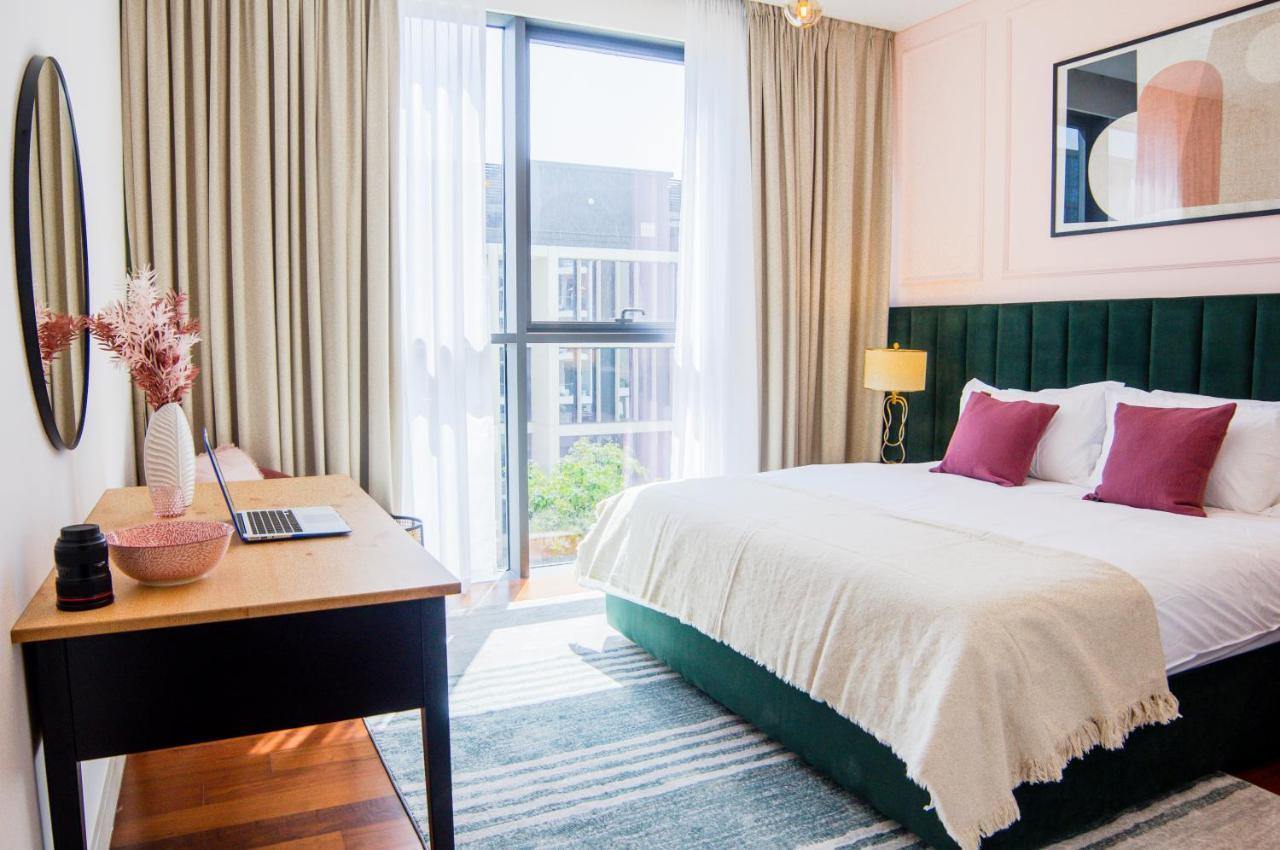 Nasma Luxury Stays - Walk