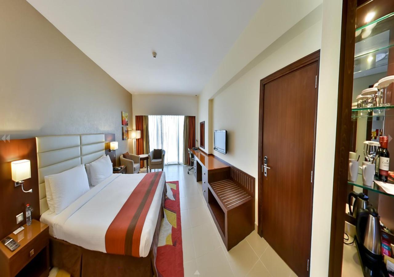 Millennium Downtown Hotel 4*