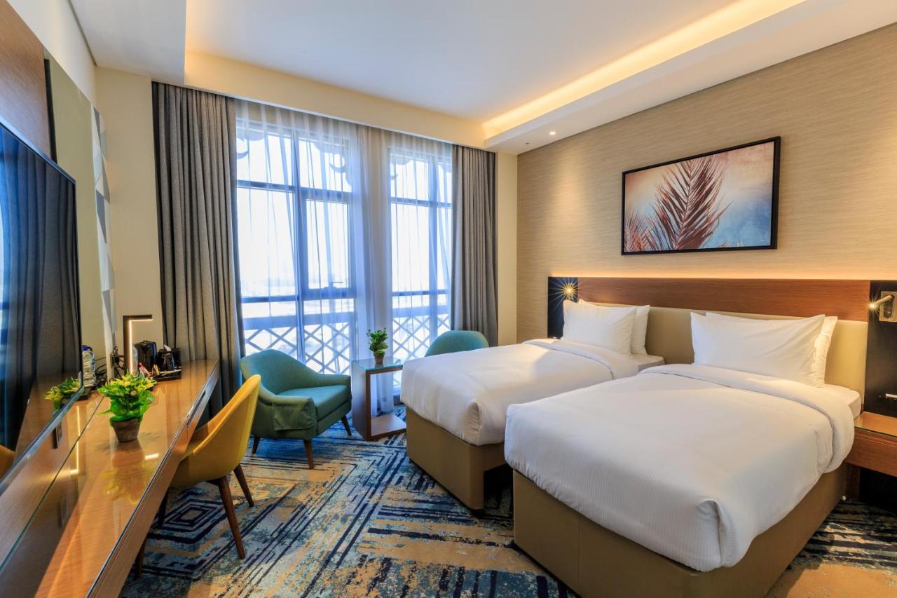 S19 Hotel-al Jaddaf Metro Station Otel