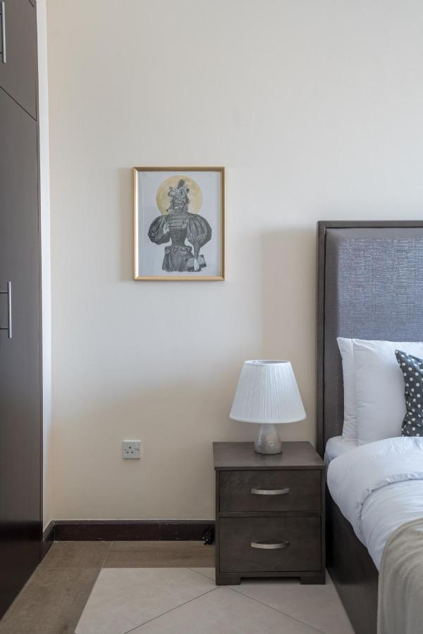 Higuests - Incredible Views In Deira 5-min To Airport Daire