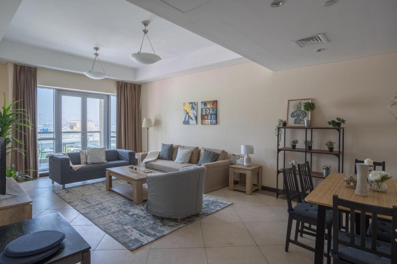 Daire Higuests - Incredible Views In Deira 5-min To Airport Dubai