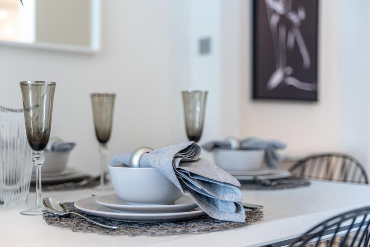 Eden's Homes & - Millennium Atria Residences Apartamento *