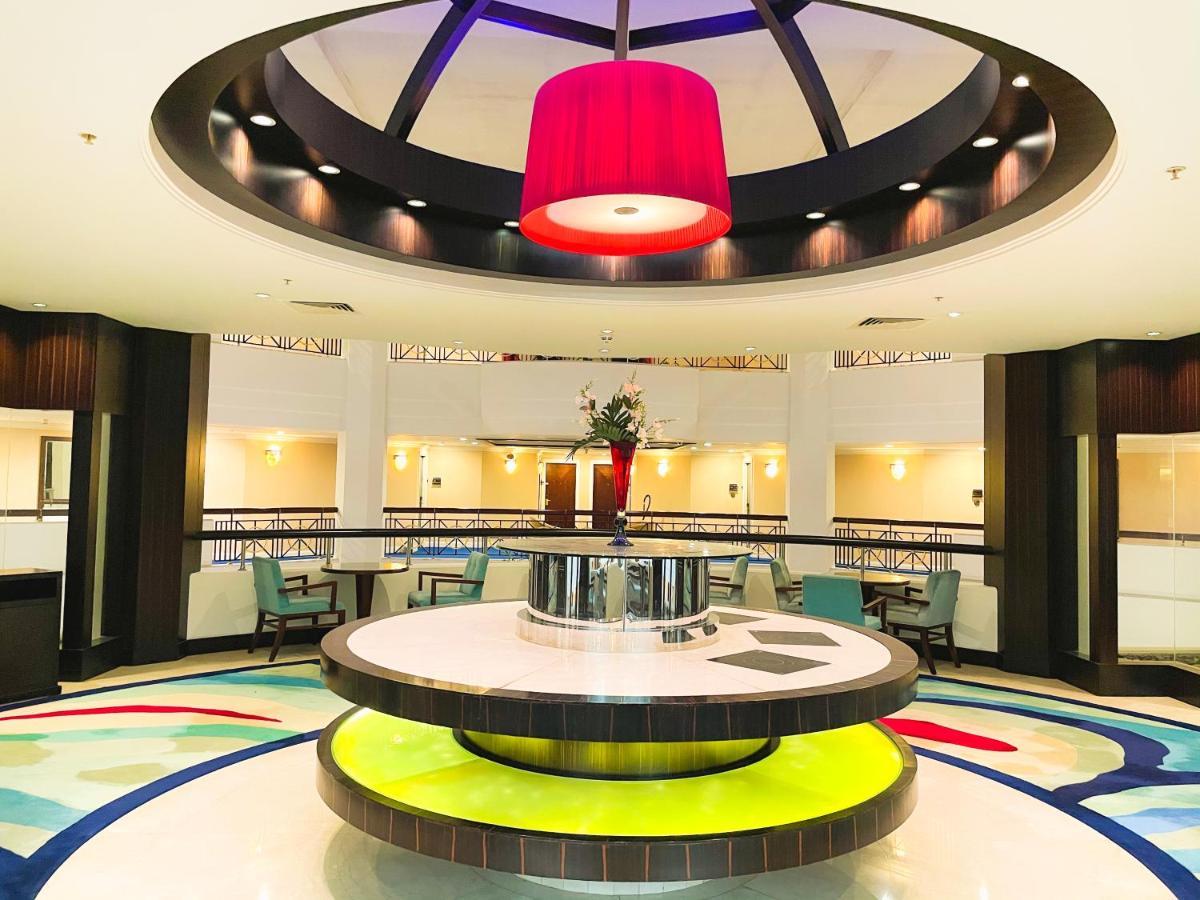 Moevenpick Grand Al Bustan Otel Dubai