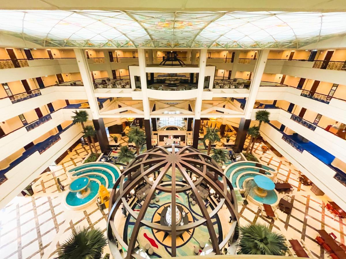 Otel Moevenpick Grand Al Bustan Dubai