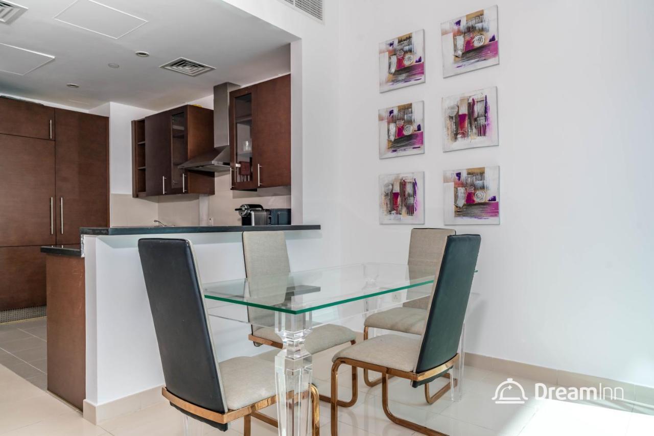 Dream Apartments- West Wharf Tower Canal View * Dubai
