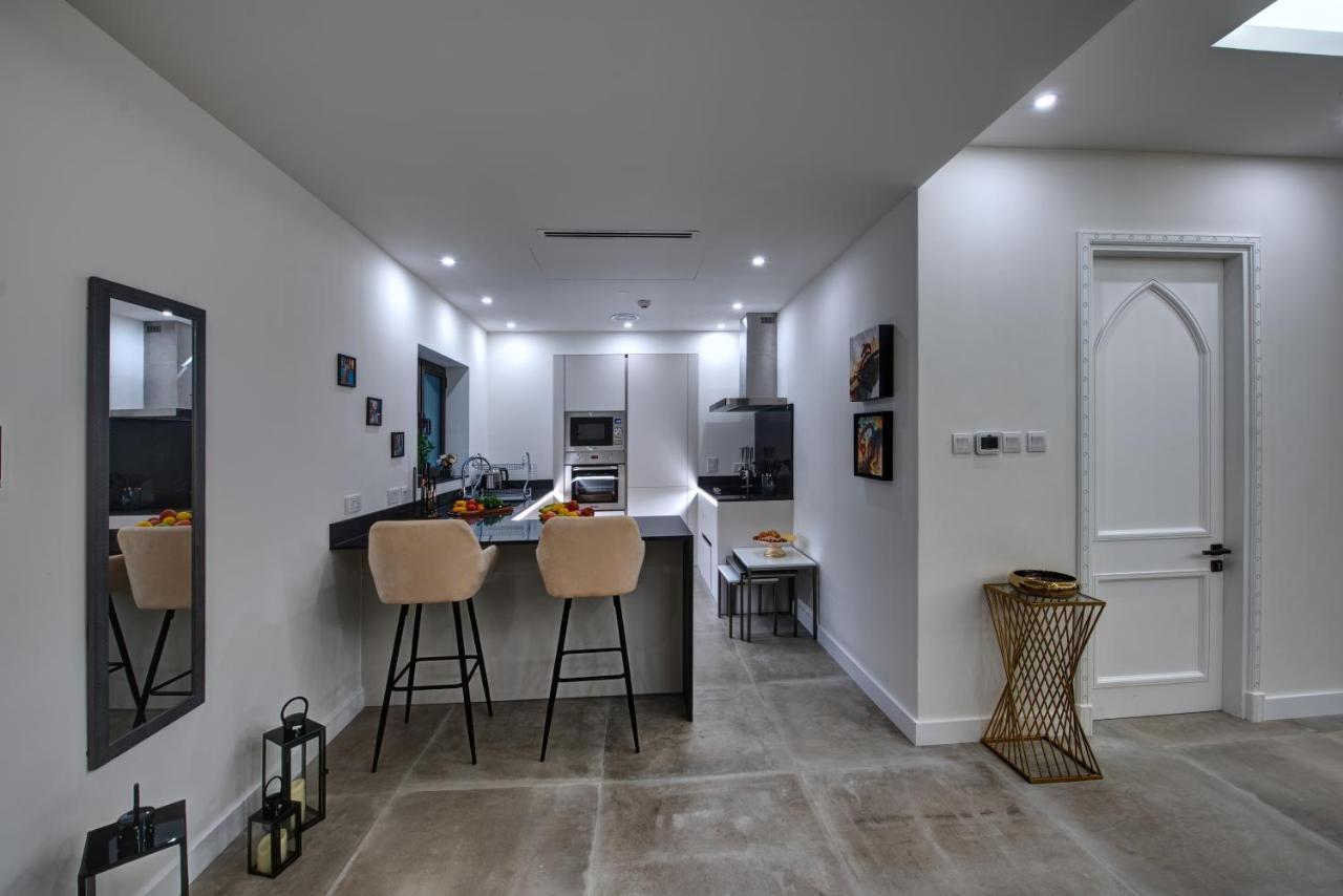 Durrani Homes - Arabian Luxury At Souk Al Bahar Besides Burj Khalifa & Mall * Dubai
