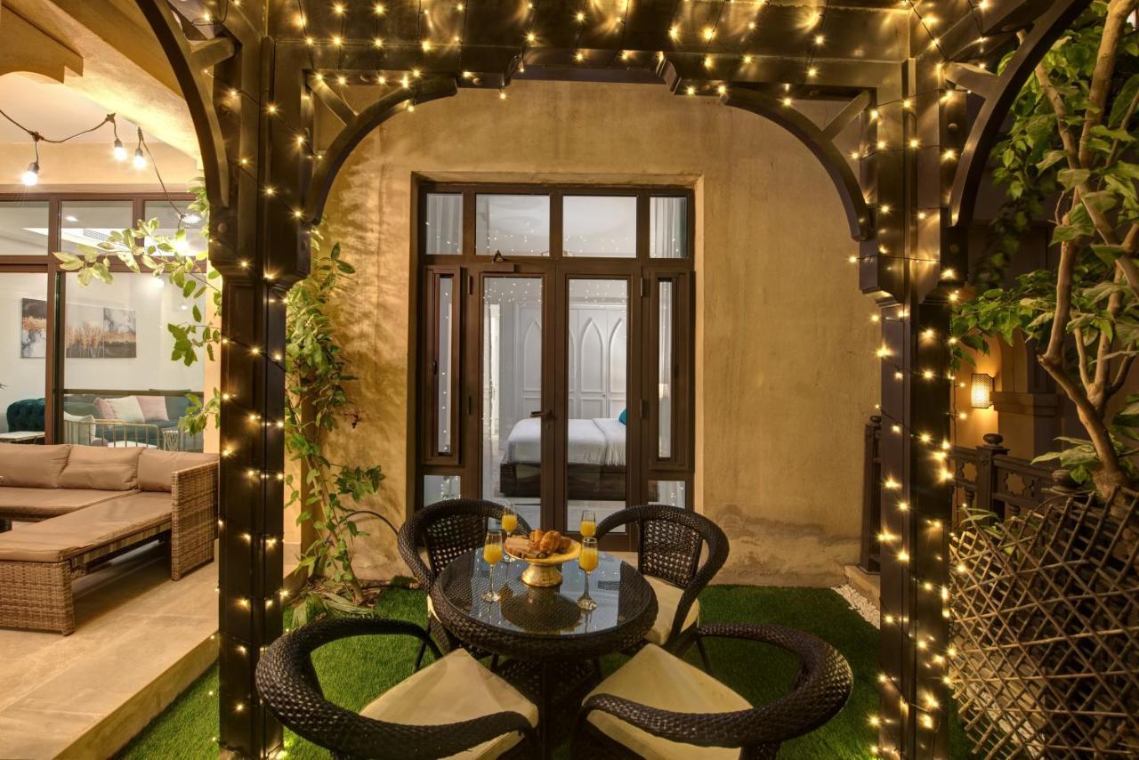 Durrani Homes - Arabian Luxury At Souk Al Bahar Besides Burj Khalifa & Mall Apartment Dubai