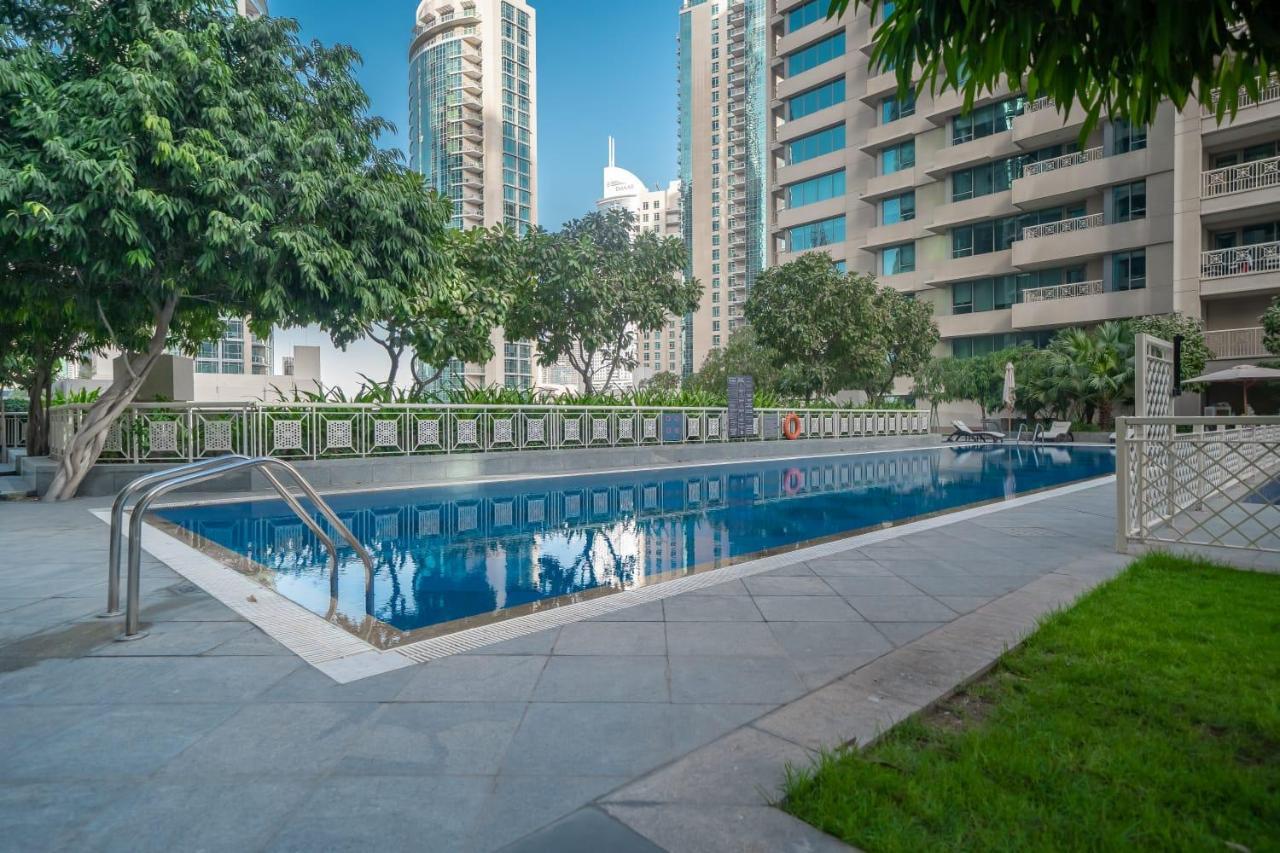 Bellavista - Sophisticated - 2 Bedroom - 29 Boulevard - Burj Khalifa & Fountain View