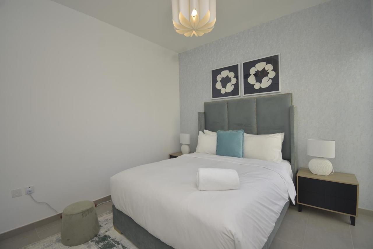 Bnbme - Urbana I - Emaar South Apartment *
