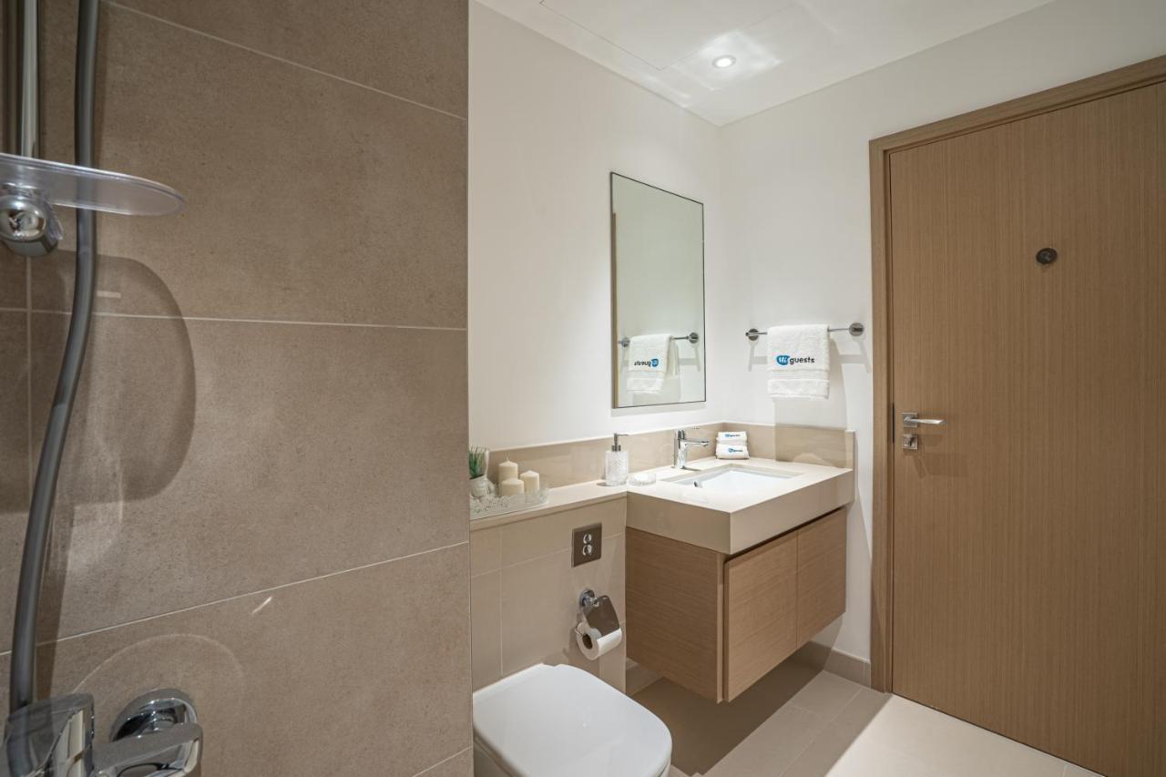 Higuests - Artistic Apt With Balcony Overlooking Canal Daire Dubai