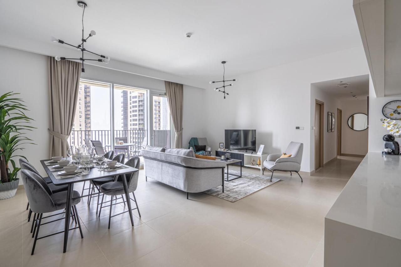 Higuests - Artistic Apt With Balcony Overlooking Canal Daire Dubai