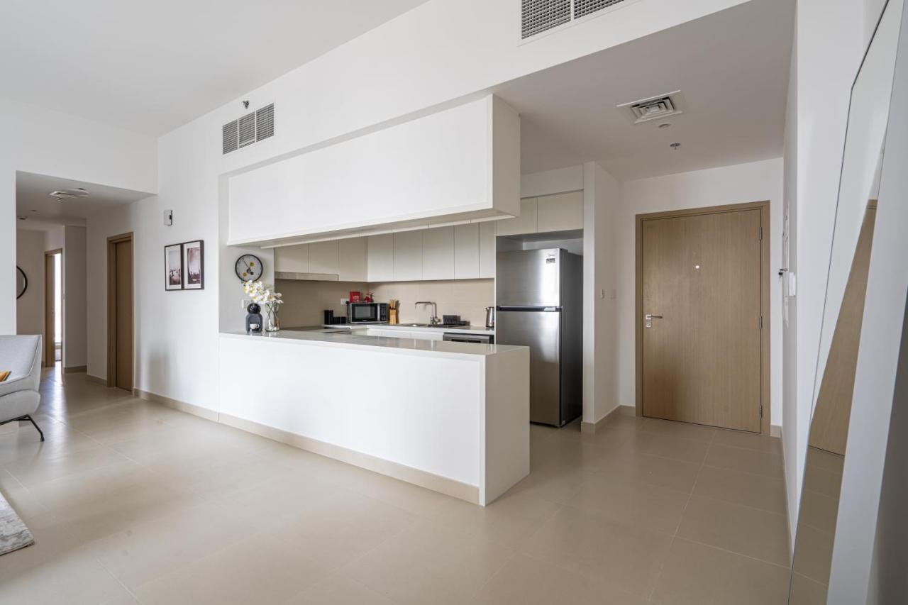 Higuests - Artistic Apt With Balcony Overlooking Canal Daire Dubai