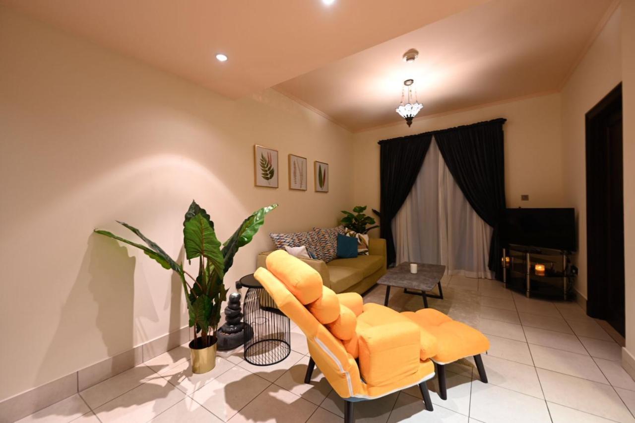 Newly Furnished. Cozy Apartment. Quite Location. Apartamento *