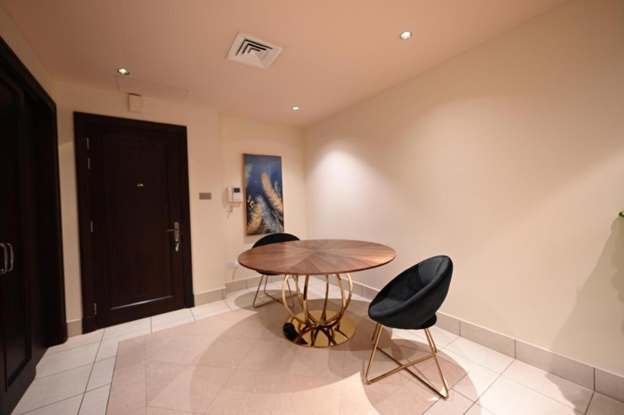 Apartamento Newly Furnished. Cozy Apartment. Quite Location. *