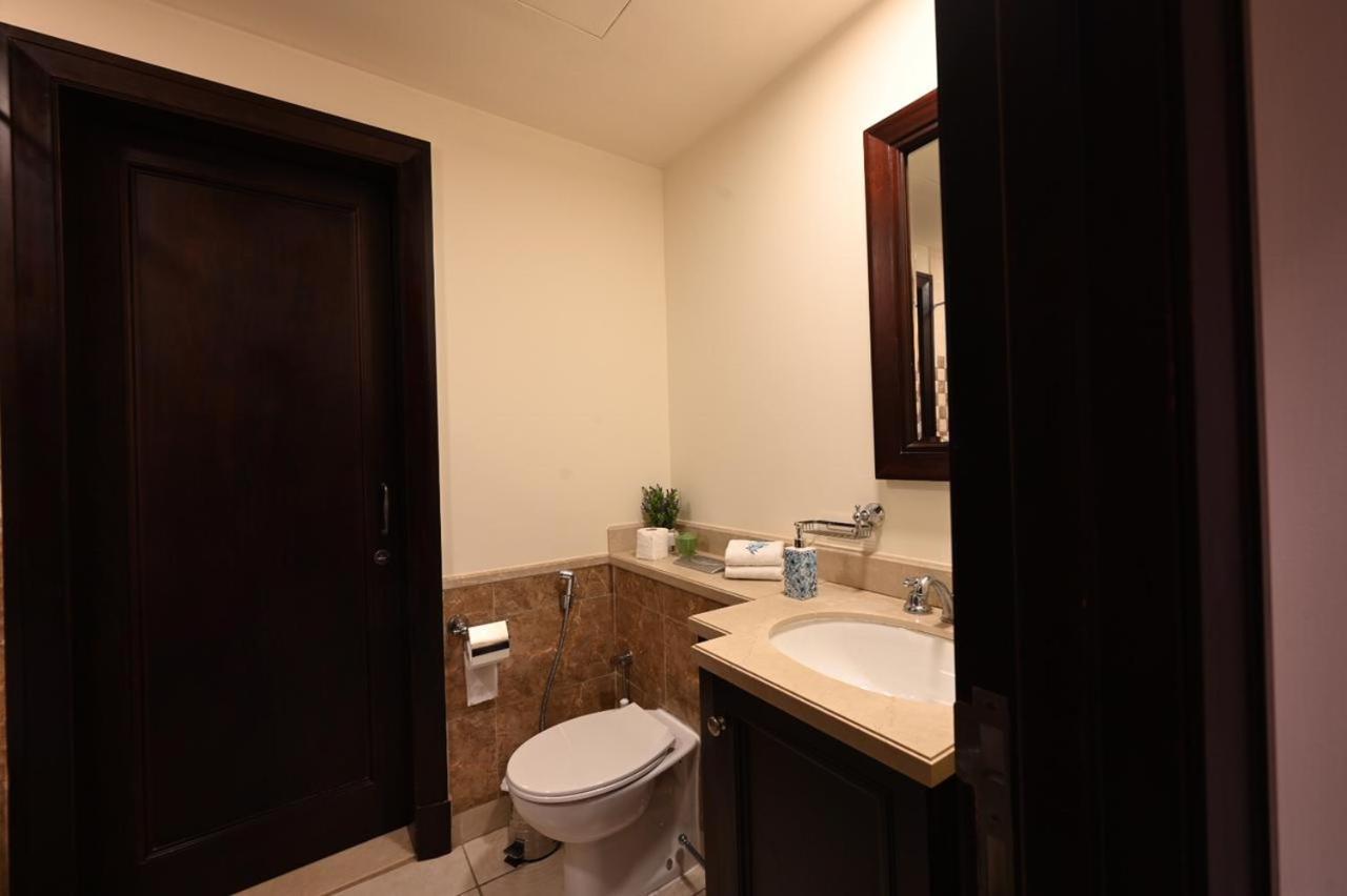 Newly Furnished. Cozy Apartment. Quite Location. * Dubai