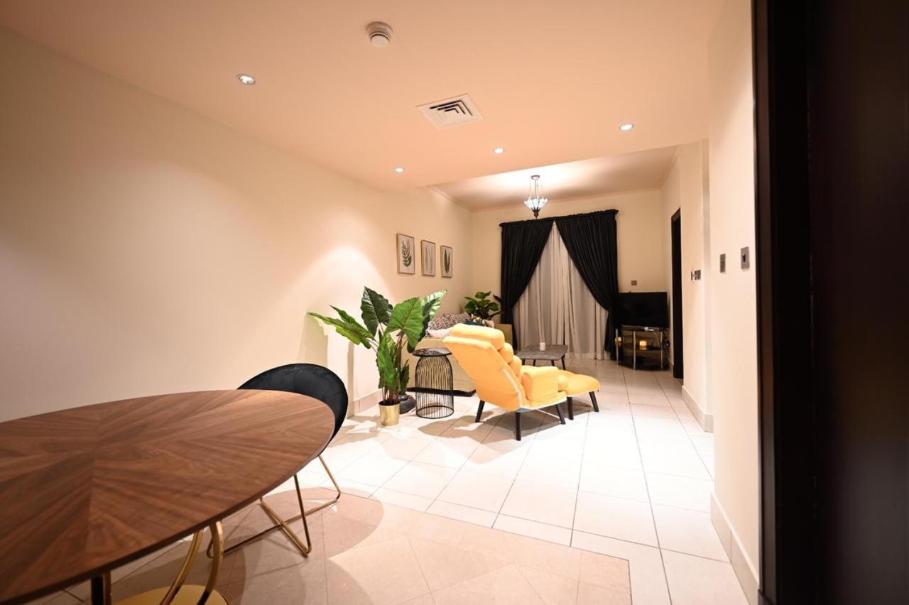 Newly Furnished. Cozy Apartment. Quite Location. Apartamento *