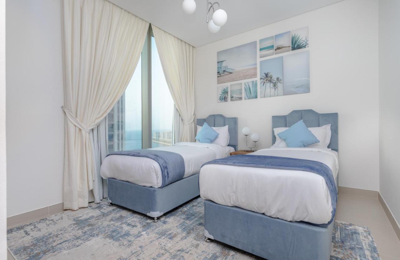 Eden's - 52/42 Emaar Daire