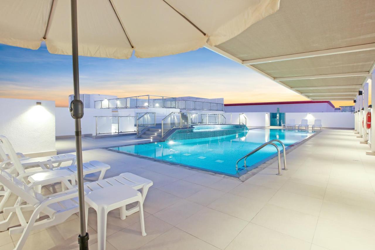 Sitara * Dubai