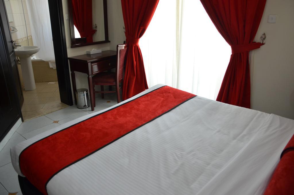 High End Aparthotel 3*