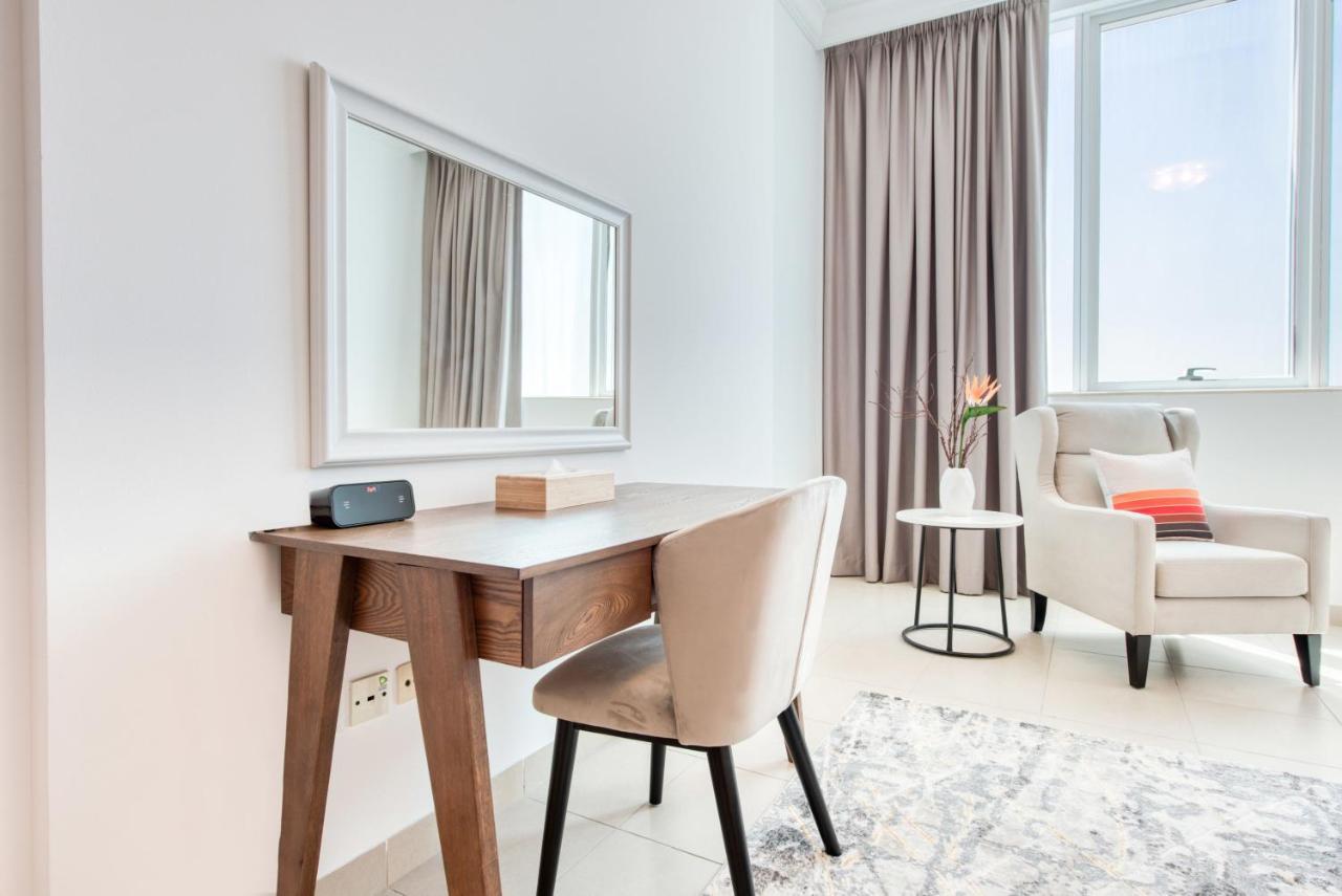 Apartment Exquisite Dubai's Urban Living In The Centre