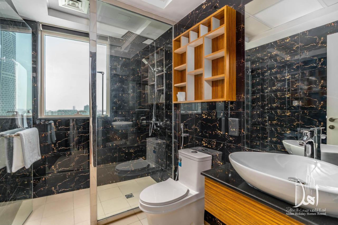 Breathtaking Canal & Burj View Spacious 3br Business Bay Rbc Tower Apartment Dubai