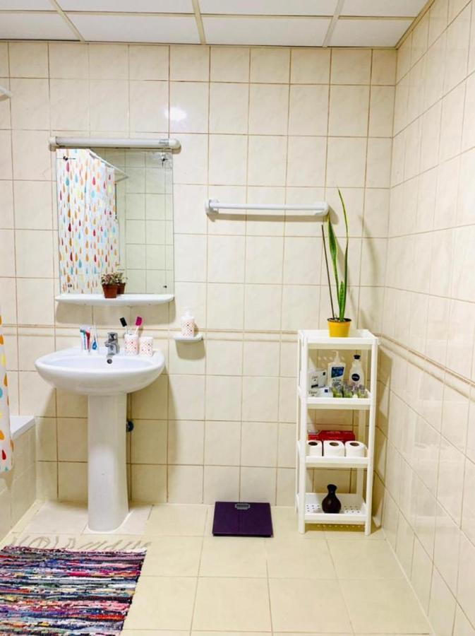 Hostel Ladies Only-anaruby Backpackers - Metro Station Mashreq