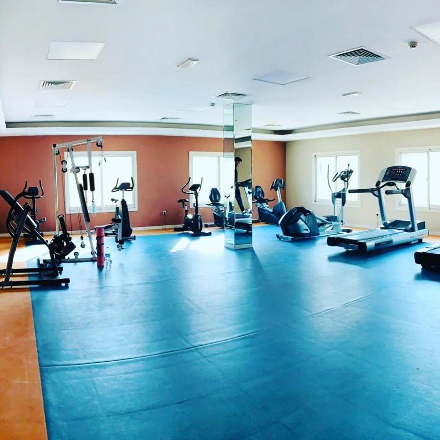 Ladies Only-anaruby Backpackers - Metro Station Mashreq Hostel Dubai