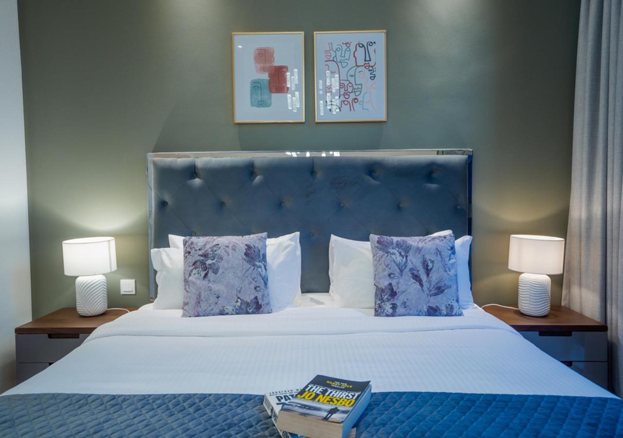 Nasma Luxury Stays - Walk *