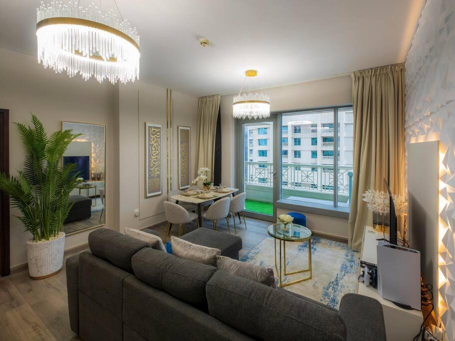 First Class 2br With Full Burj Khalifa And Fountain View Apartment