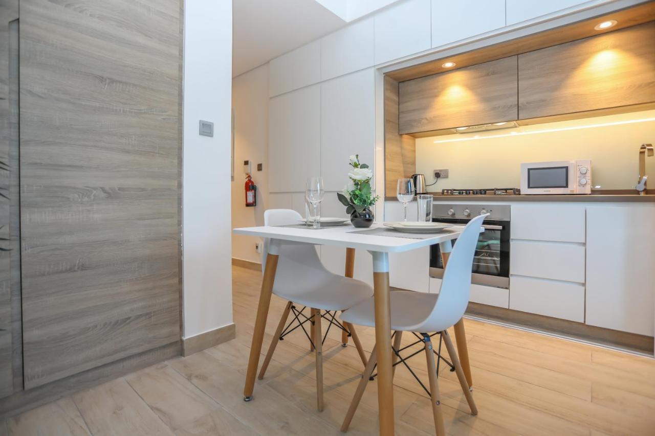 Luxury - Marina Apartamento *