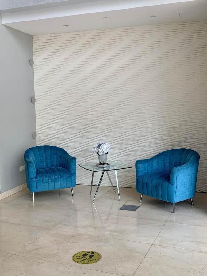Beautiful Two Bedroom Apartment By Marina Promenade Dubai