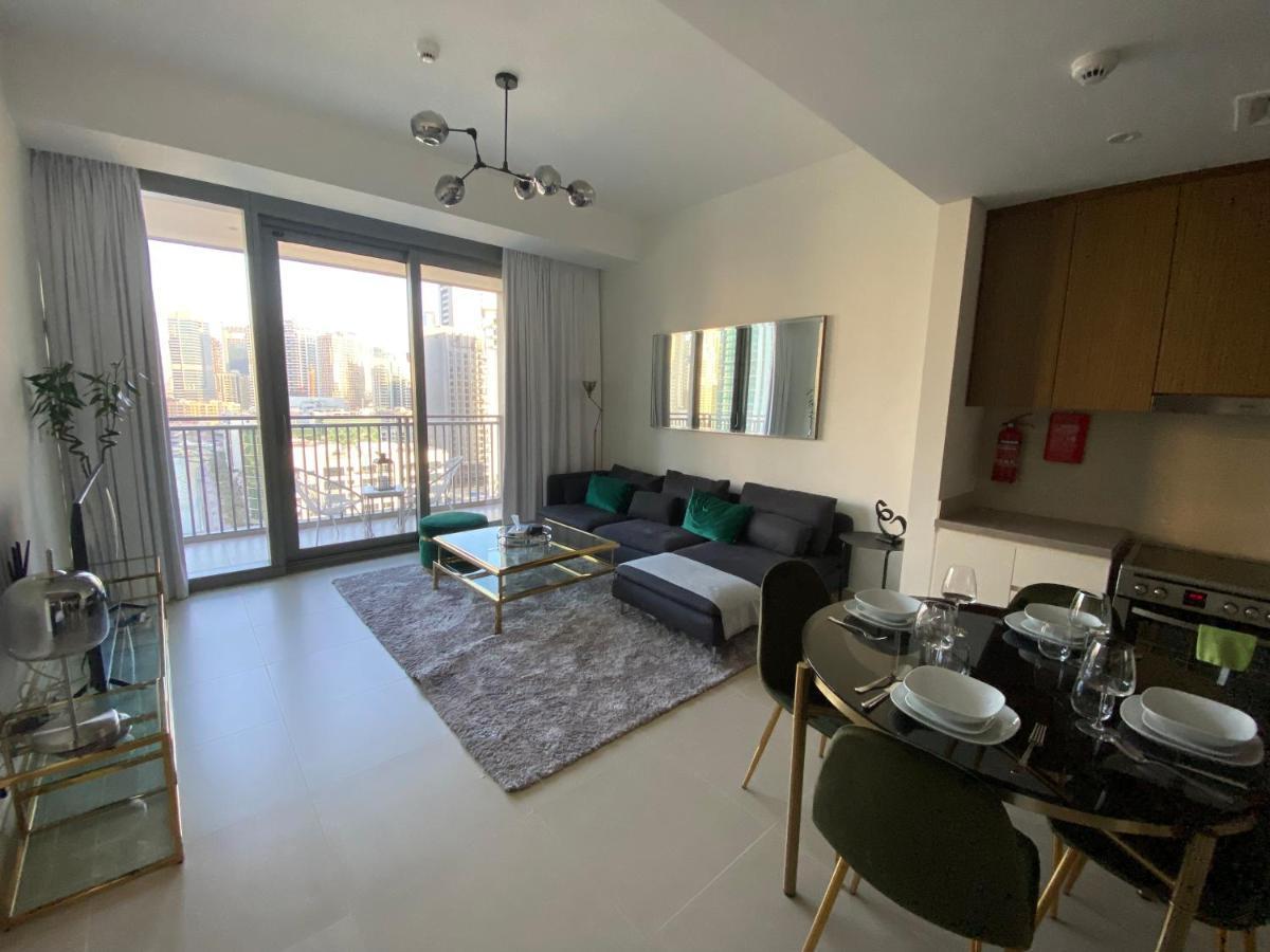 Apartment 52 Luxury 1-br With Breath Taking Views And Amenities