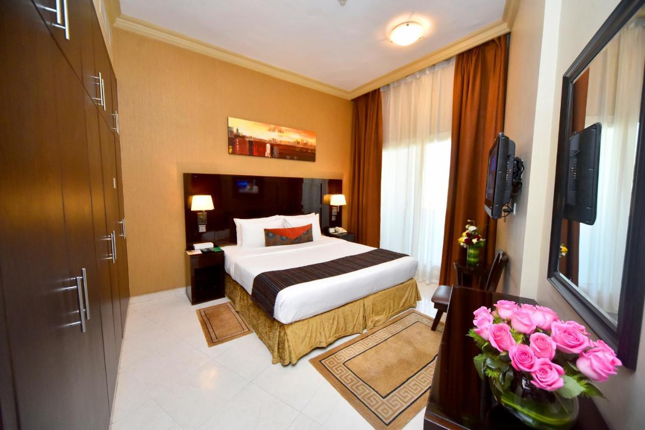Aparthotel Emirates Stars 4*