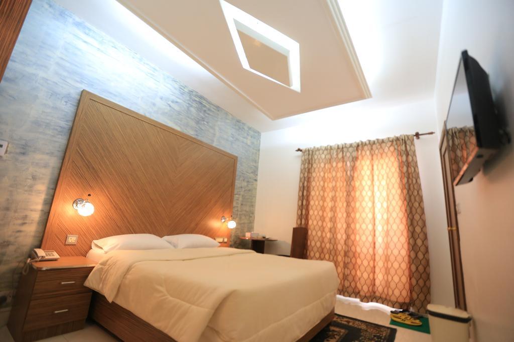 Sun City International Hotel Dubai