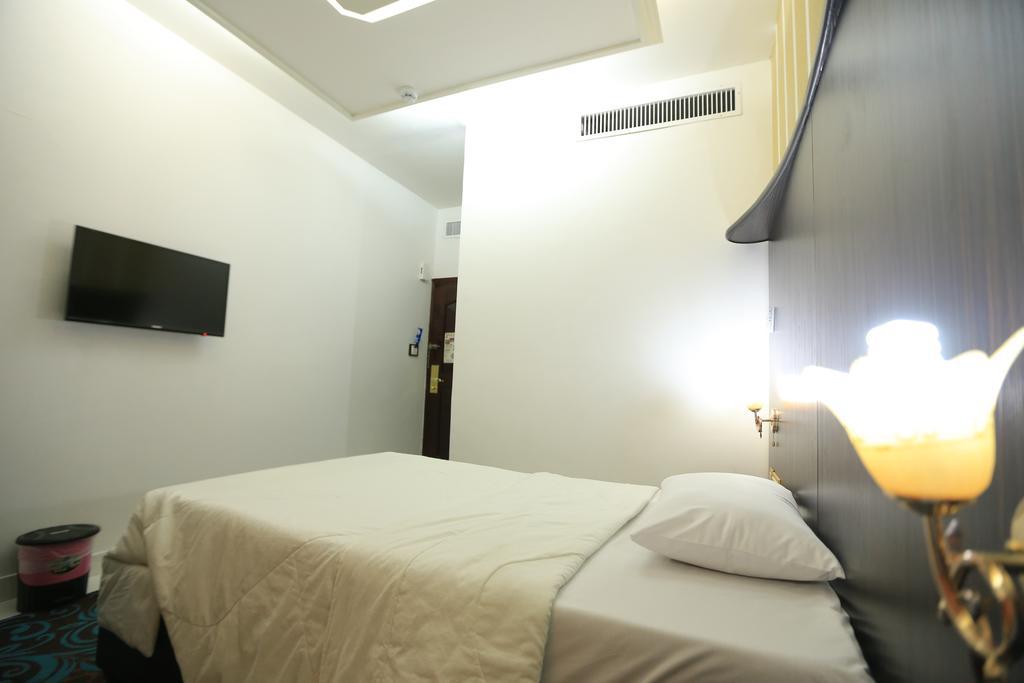Sun City International 2*