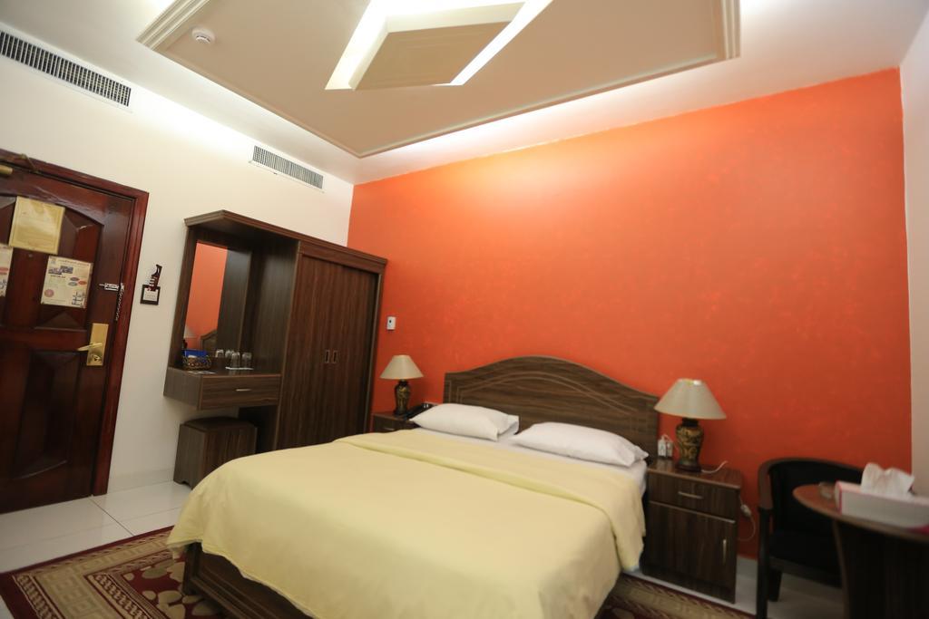 Hotel Sun City International 2*