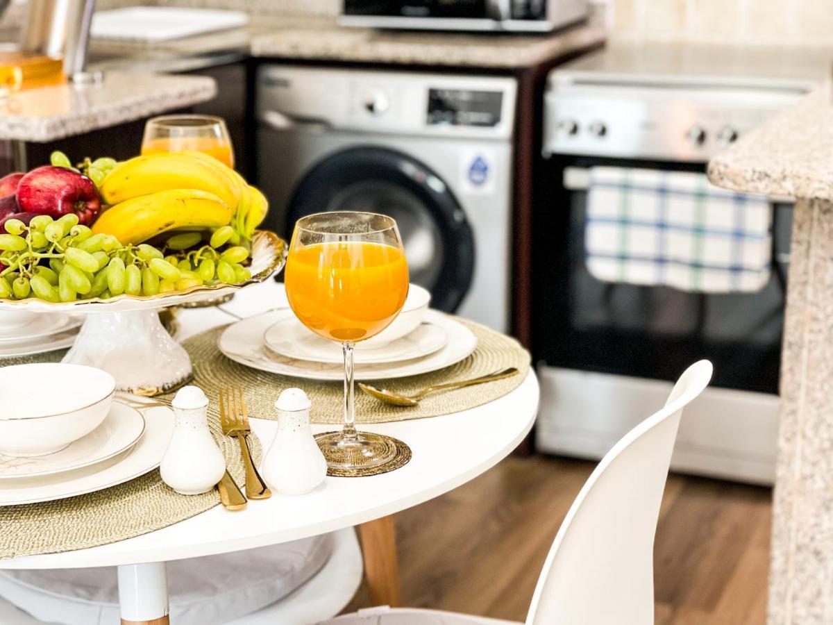 Luxury Close To Jbr Beach&yacht Club&metro-available Airport Shuttle Apartment