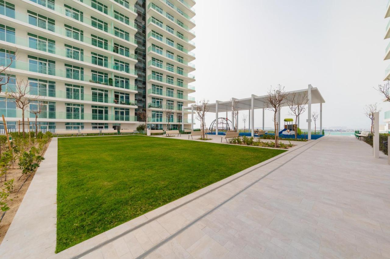 Eden's Homes & - Sunrise Bay Emaar Beachfront