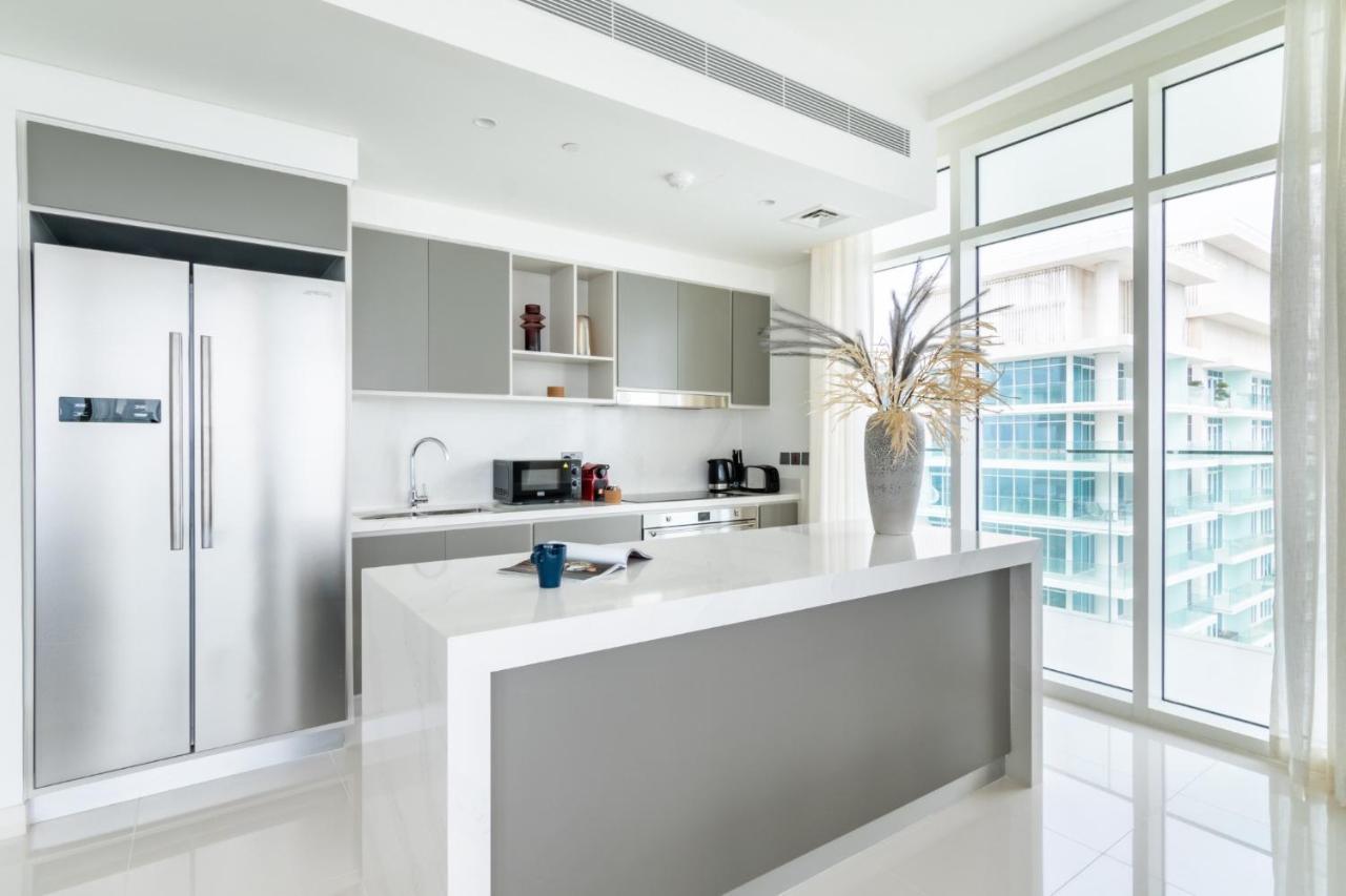 The Smart Concierge - Sunrise Bay Tower 1 Apartment *